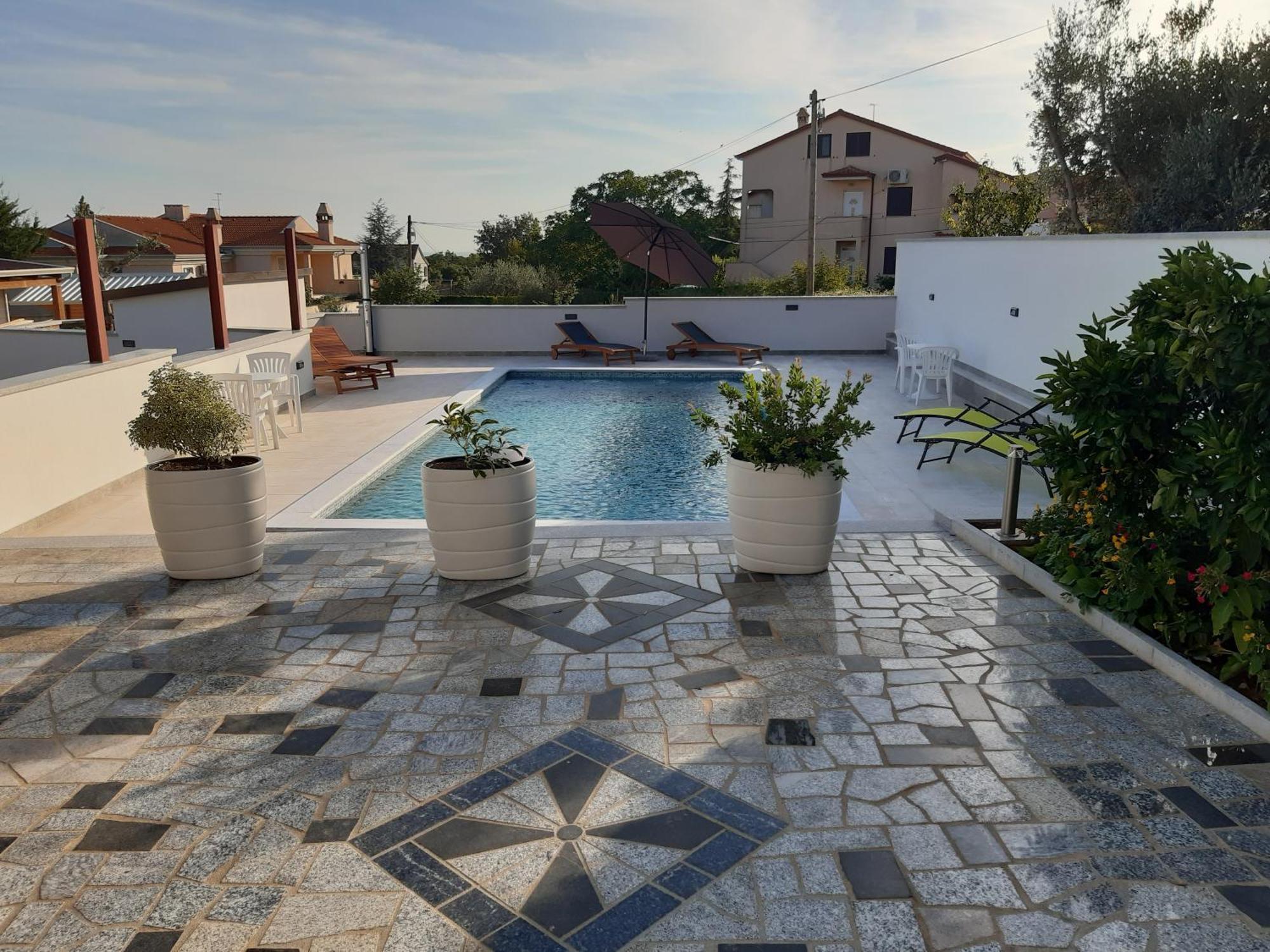 Apartments Ivana With The Pool Rovinjsko Selo Exterior foto