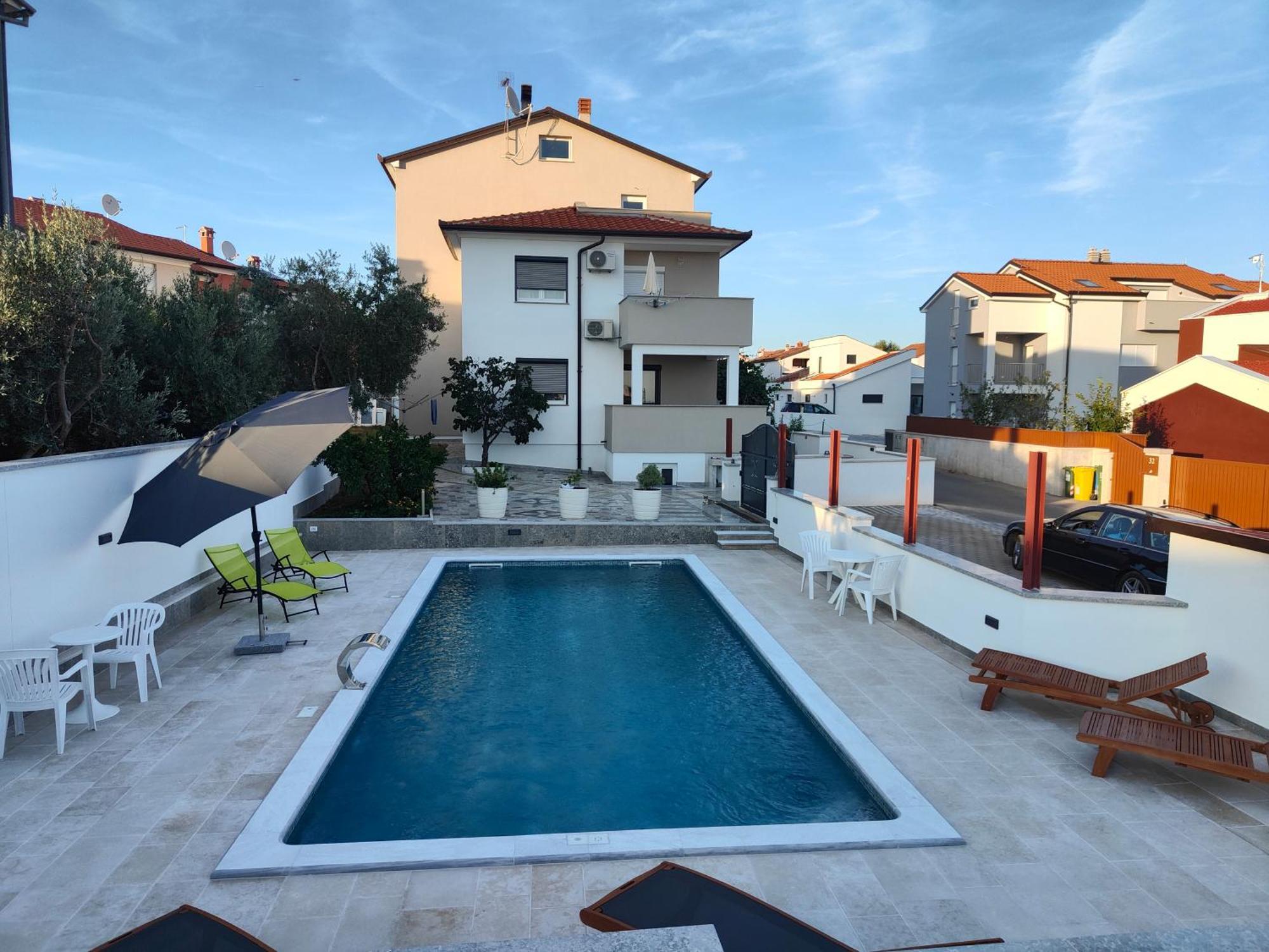Apartments Ivana With The Pool Rovinjsko Selo Exterior foto